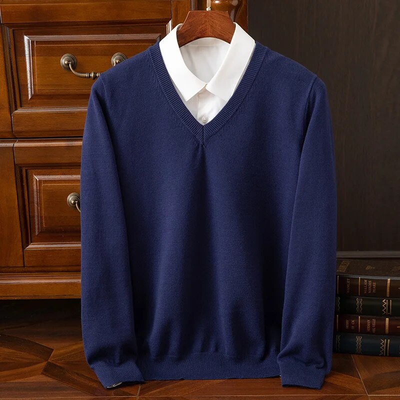 Kacob | Men's Fine Knit V-Neck Jumper