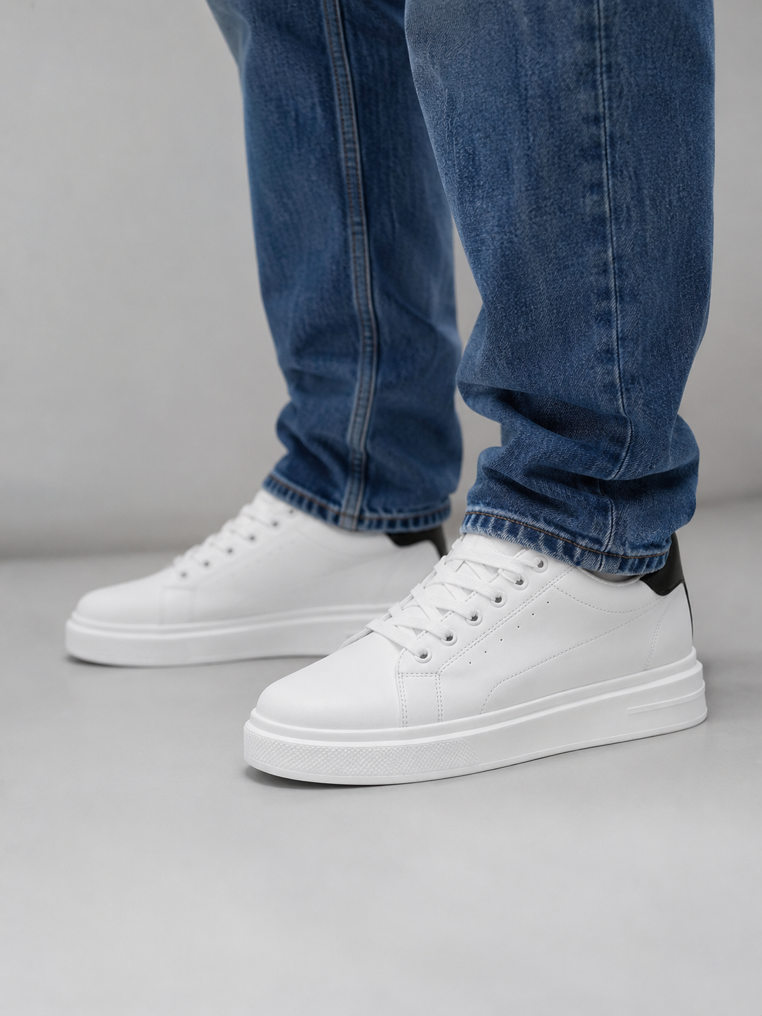 Kacob | Men's Leather Low Top Lace-Up Trainers