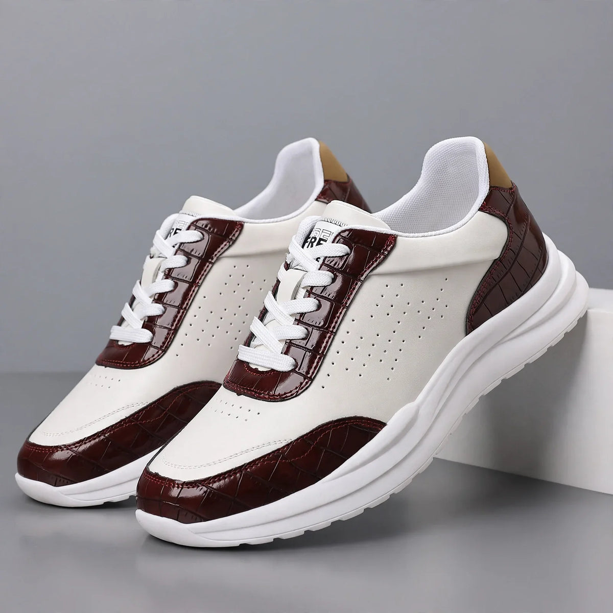 Men’s Casual Sneakers Lace Up Walking Shoes Everyday Footwear