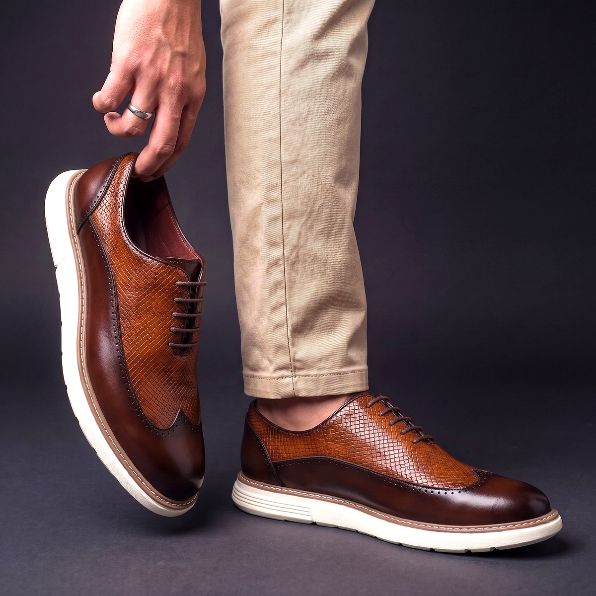 Kacob | Men's Wingtip Brogue Oxfords – Lace Up Shoes with Cushioned Sole