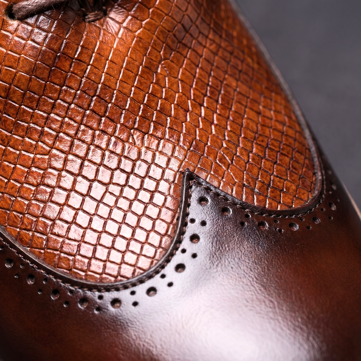 Kacob | Men's Wingtip Brogue Oxfords – Lace Up Shoes with Cushioned Sole