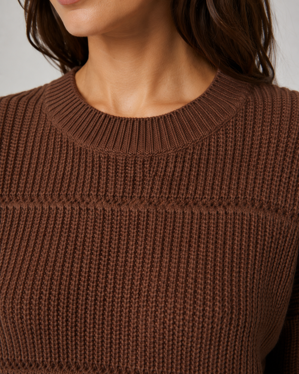 Women's Chunky Ribbed Crew Neck Jumper – Relaxed Fit