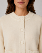 Women's Cropped Chunky Knit Cardigan with Pockets