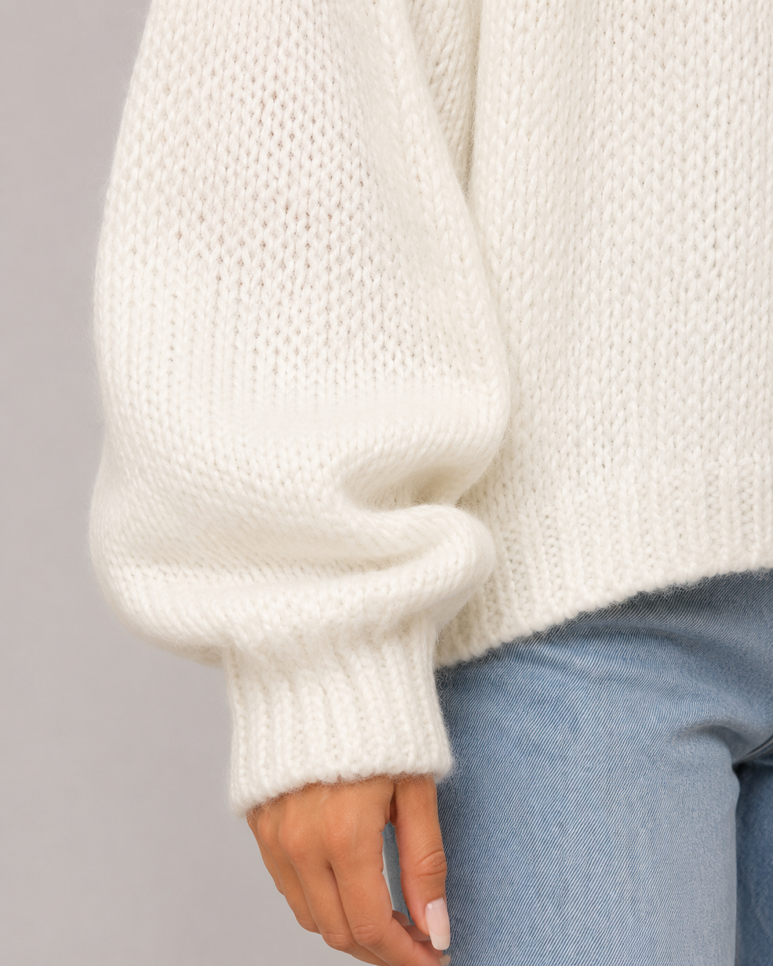 Women's Oversized Chunky Knit Jumper – Balloon Sleeves