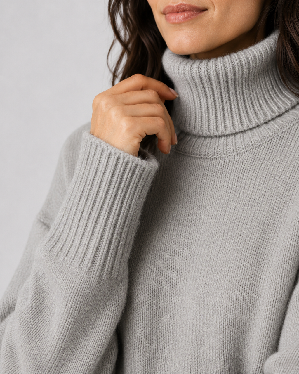 Women's Turtleneck Knitted Jumper – Relaxed Fit
